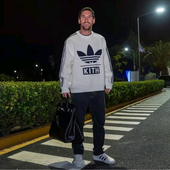 76db3ba6-43b2-4e57-becc-fdc3e7f5a99c